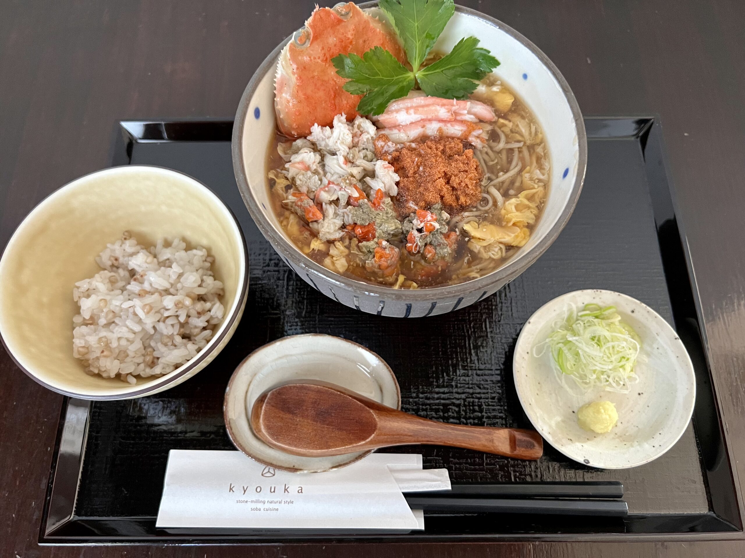 香箱蟹の玉とじあんかけ蕎麦